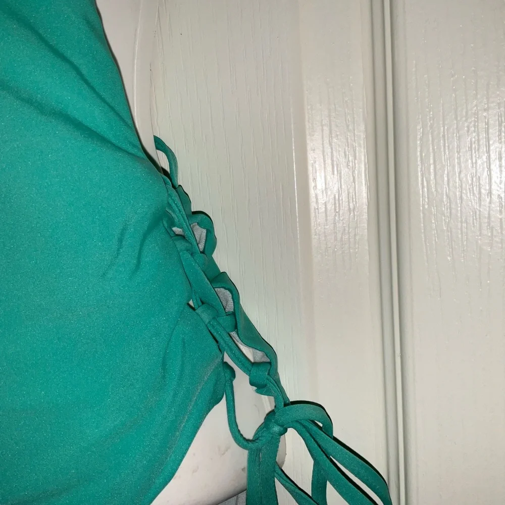 Swimsuit - Picture 3 of 5